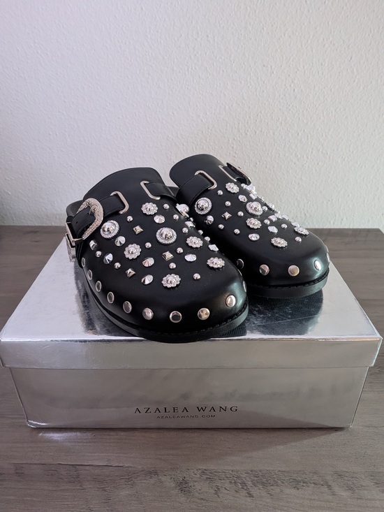Azalea Wang Shoes - Azalea Wang Embellished Black Studded Clogs